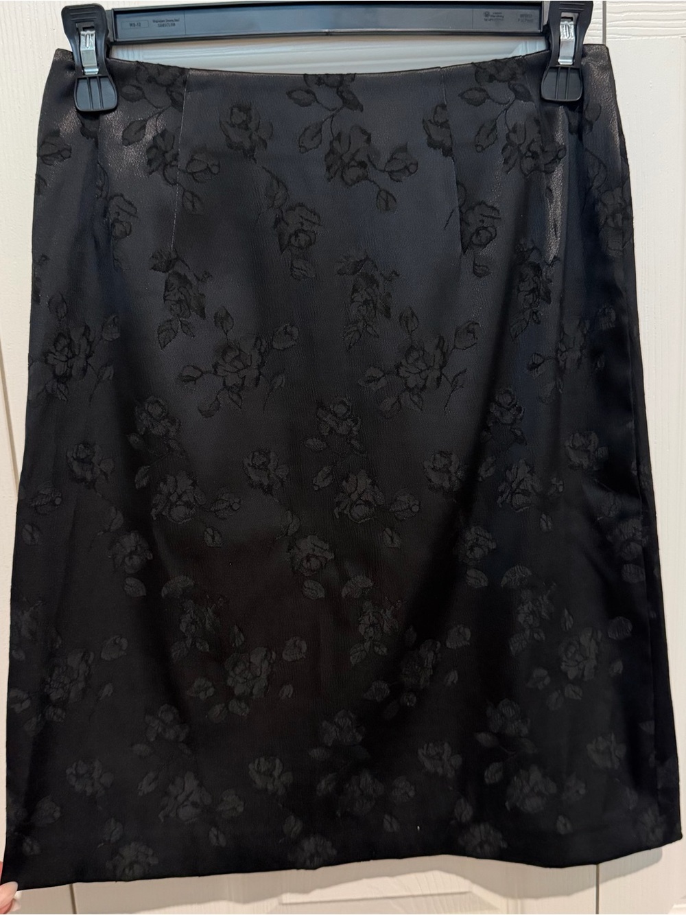 Women's Black Floral Jacquard A-Line Skirt